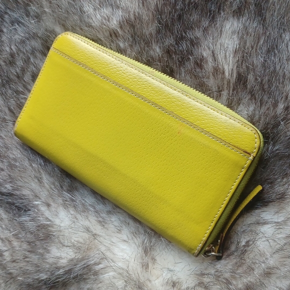 Kate Spade wallet - Picture 4 of 16